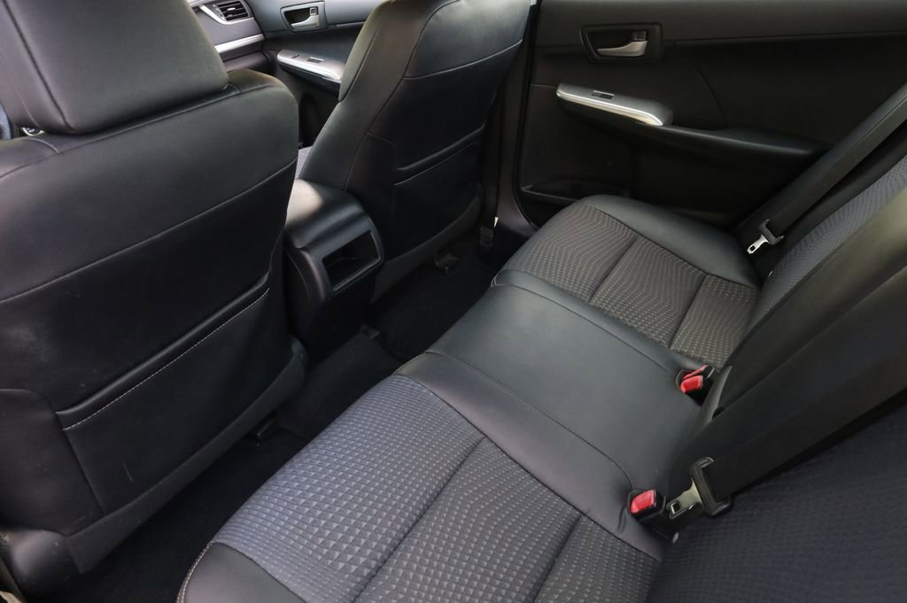 Used 2012 Toyota Camry SE image 26