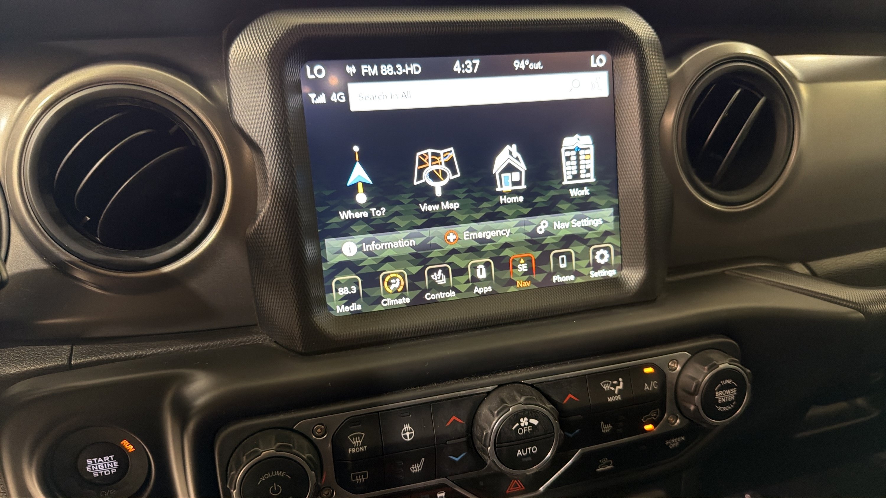 Used 2023 Jeep Wrangler Unlimited w/ Cold Weather Group AWD/4WD image 17