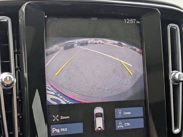 Used 2021 Volvo XC40 T5 Inscription image 14