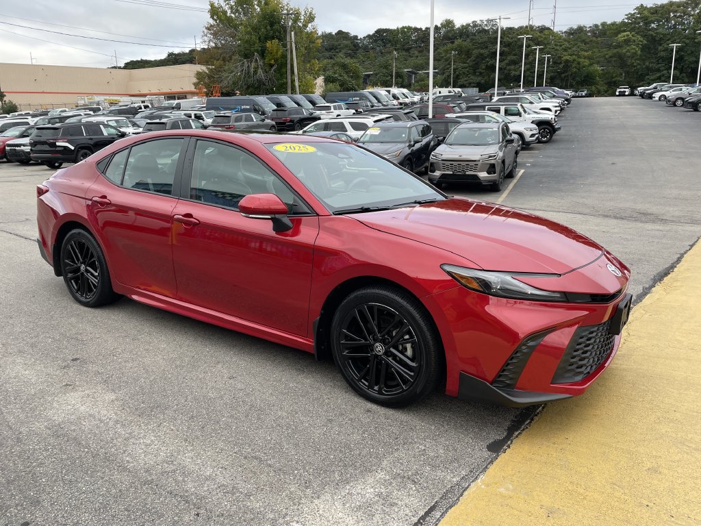 Used 2025 Toyota Camry SE w/ Convenience Package AWD/4WD image 6