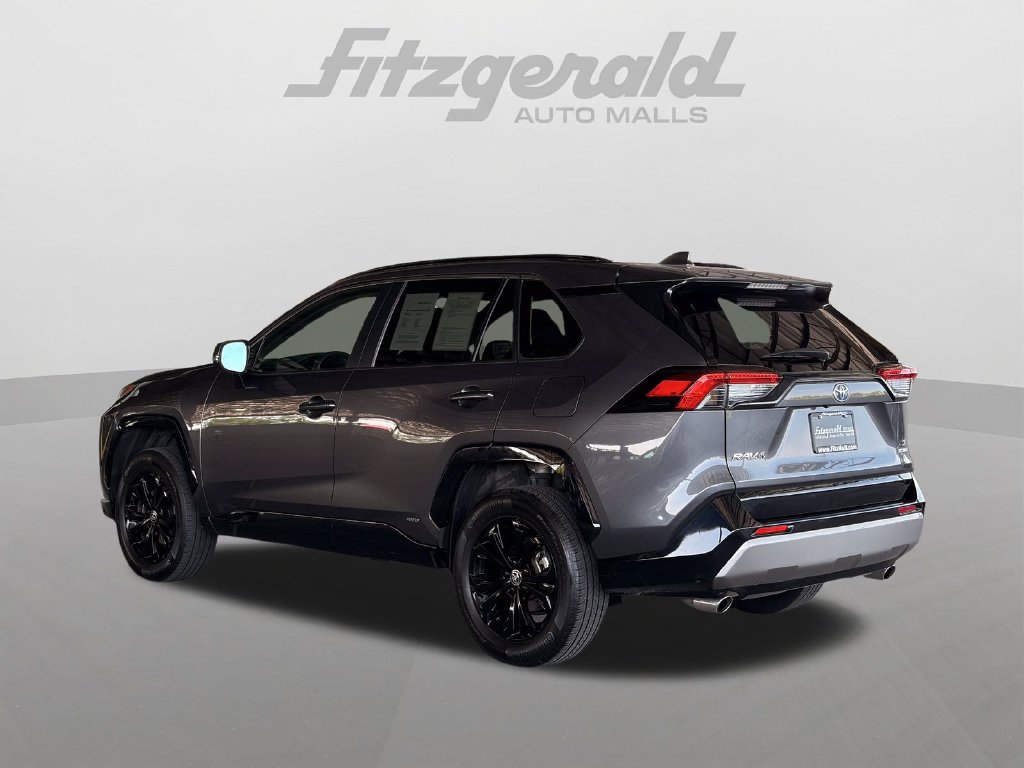 Used 2024 Toyota RAV4 SE AWD/4WD image 7