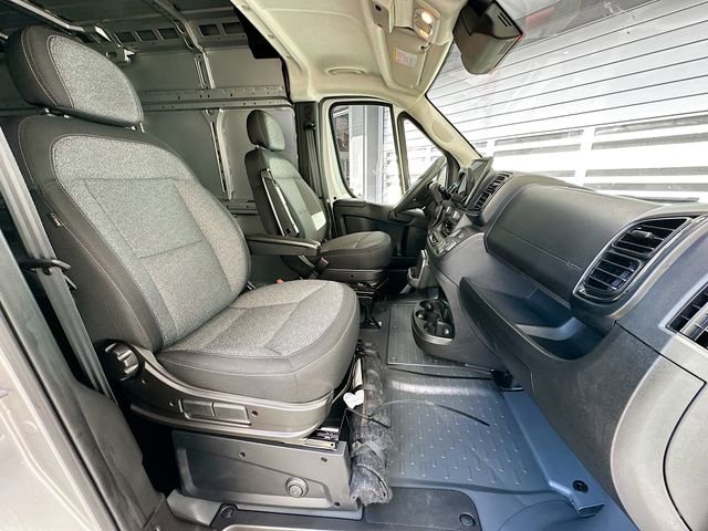 Used 2024 RAM ProMaster 2500 w/ Premium Convenience Group image 14