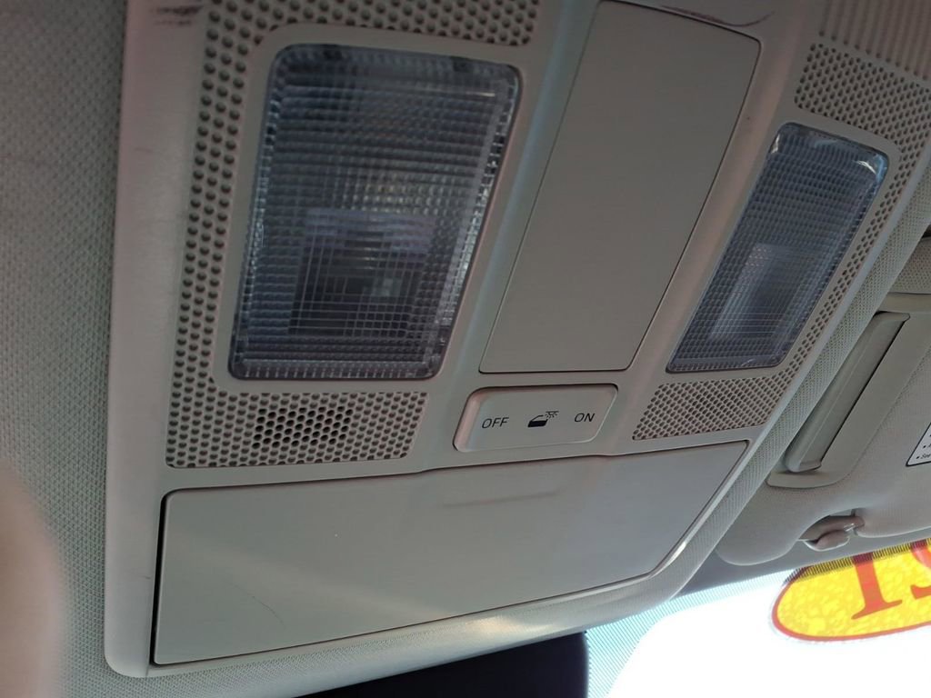 Used 2021 MAZDA CX-5 Touring image 14