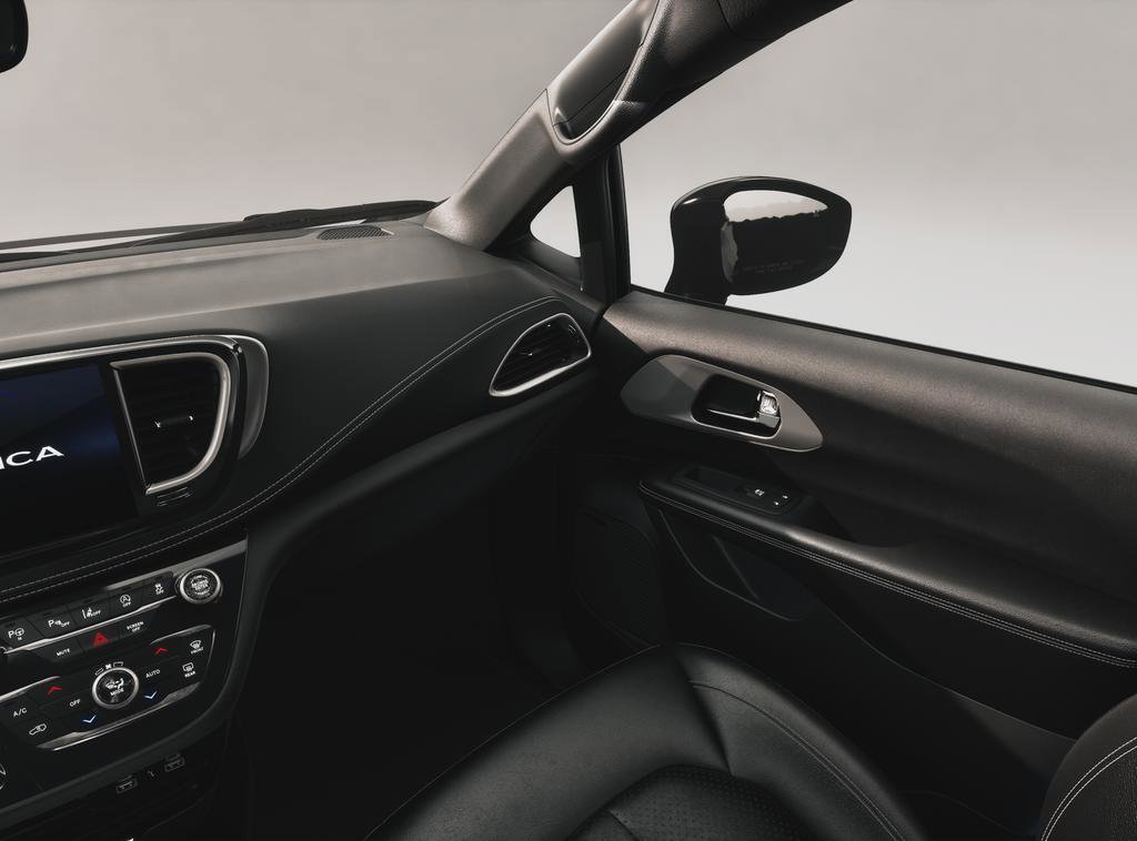 New 2027 Chrysler Pacifica Select AWD/4WD image 7