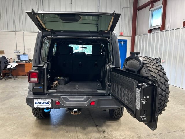 Used 2023 Jeep Wrangler Unlimited AWD/4WD image 19