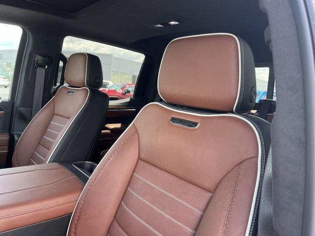 Used 2025 GMC Sierra 1500 Denali Ultimate AWD/4WD image 11