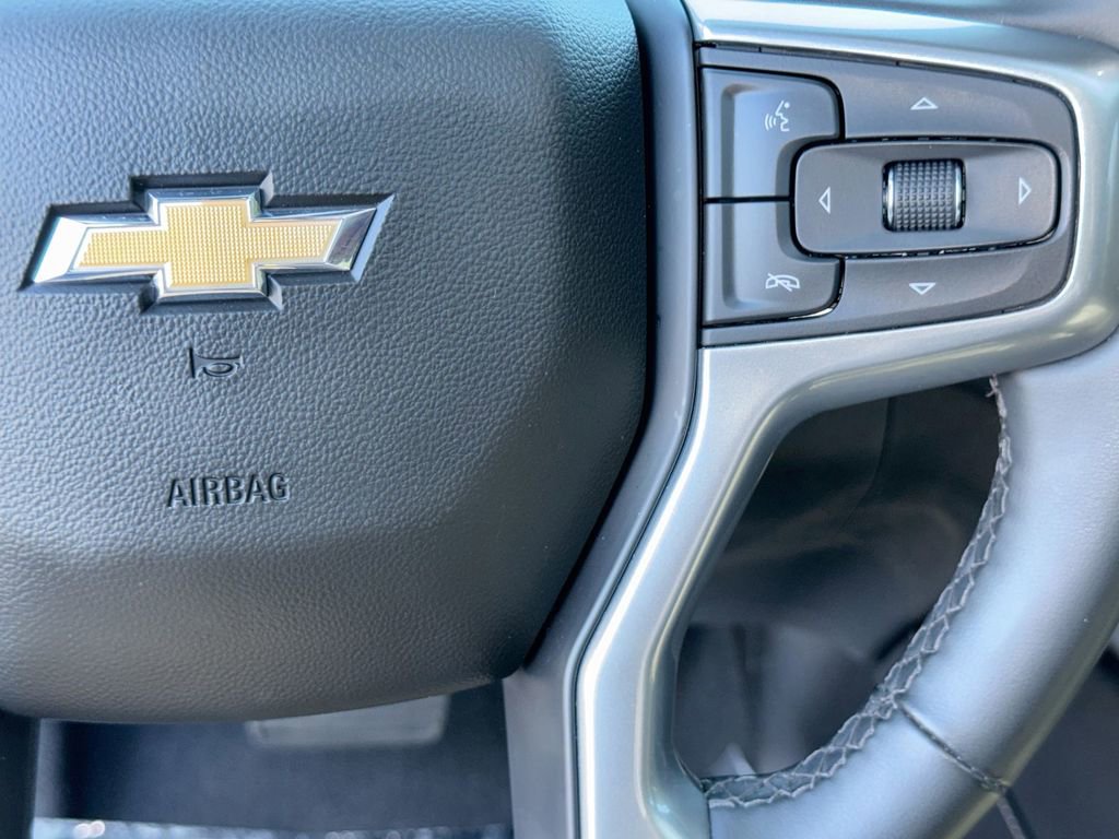 Used 2023 Chevrolet Tahoe Premier w/ Premium Package 2 AWD/4WD image 18