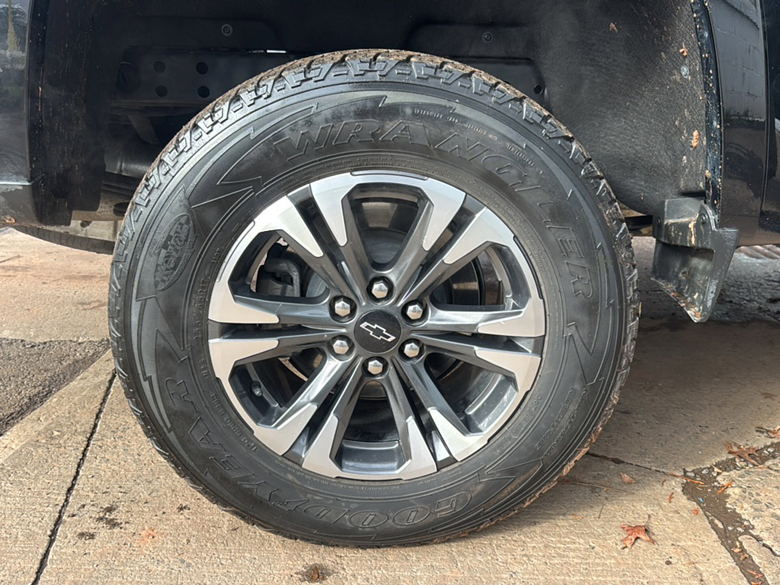 Used 2022 Chevrolet Colorado Z71 image 39