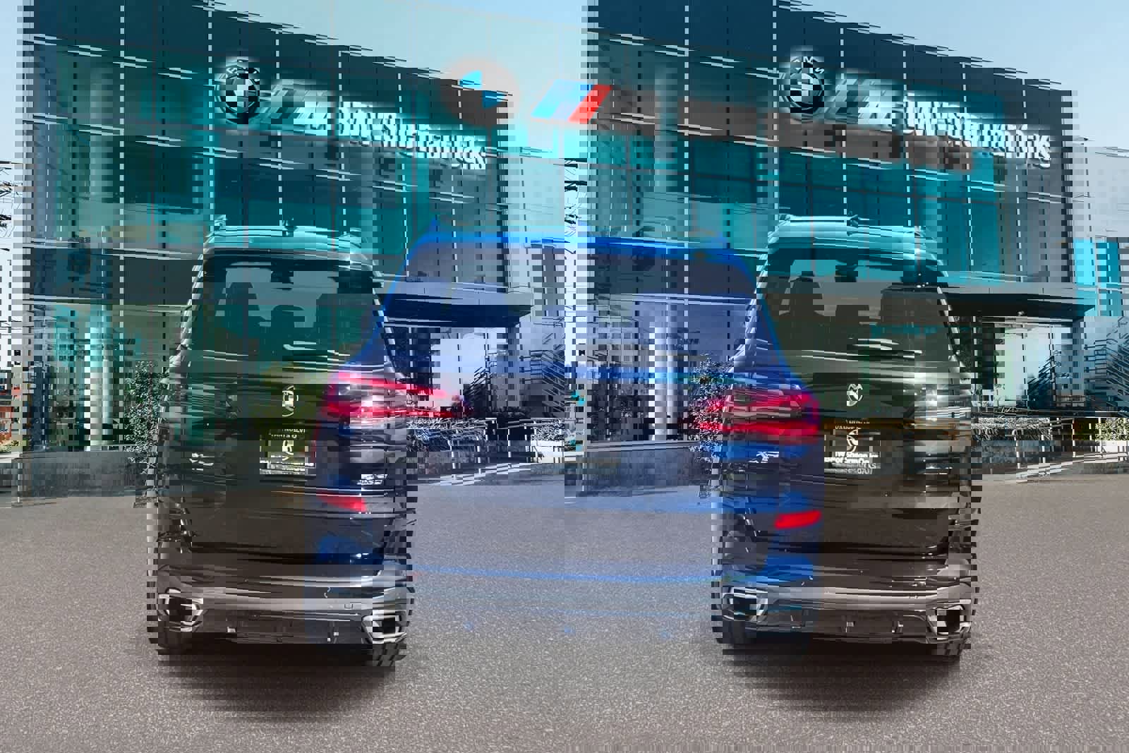 Used 2023 BMW X5 sDrive40i w/ M Sport Package image 5