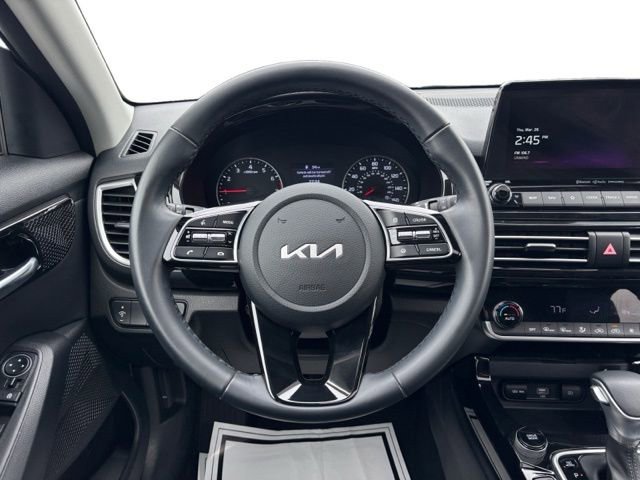 Certified 2023 Kia Seltos EX image 16