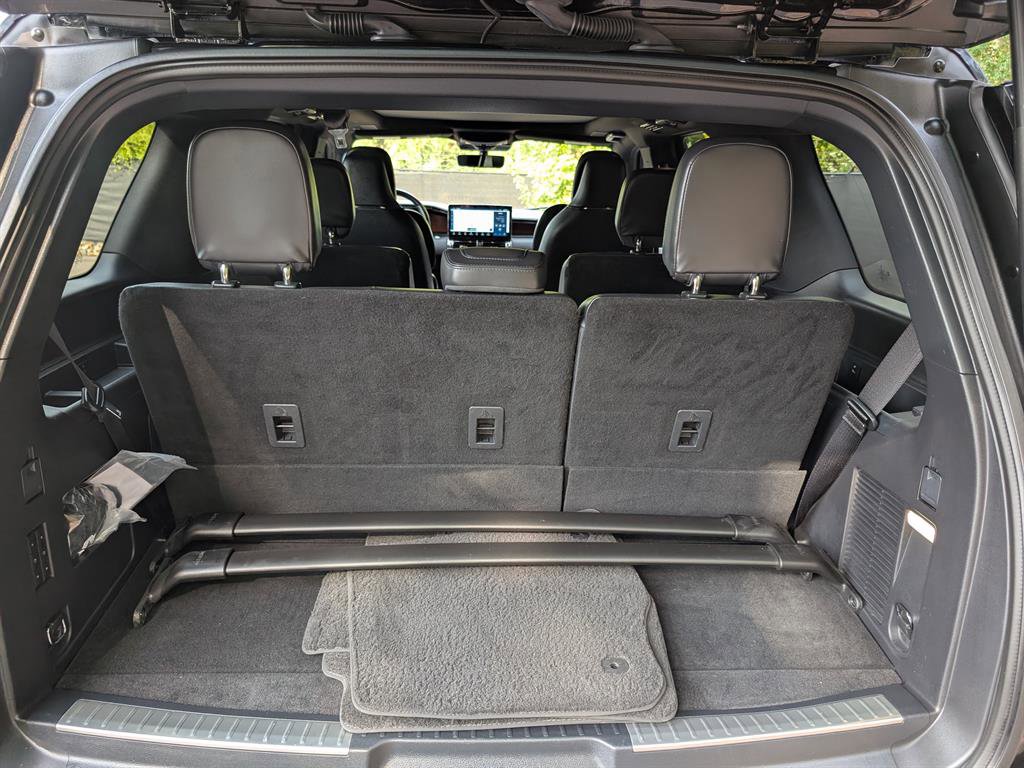 Used 2022 Lincoln Navigator Reserve image 19