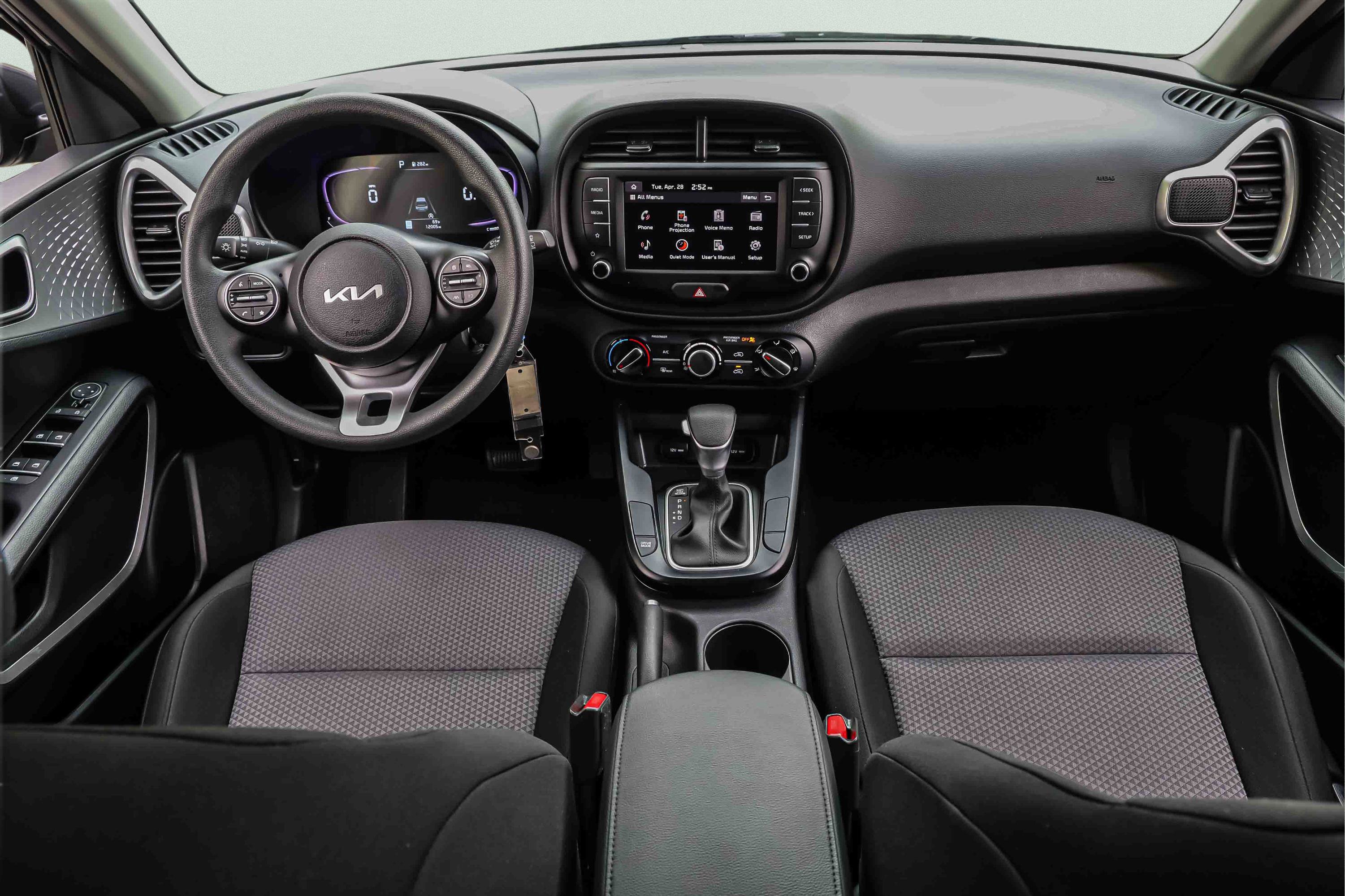 Certified 2025 Kia Soul LX w/ LX Technology Package FWD image 20