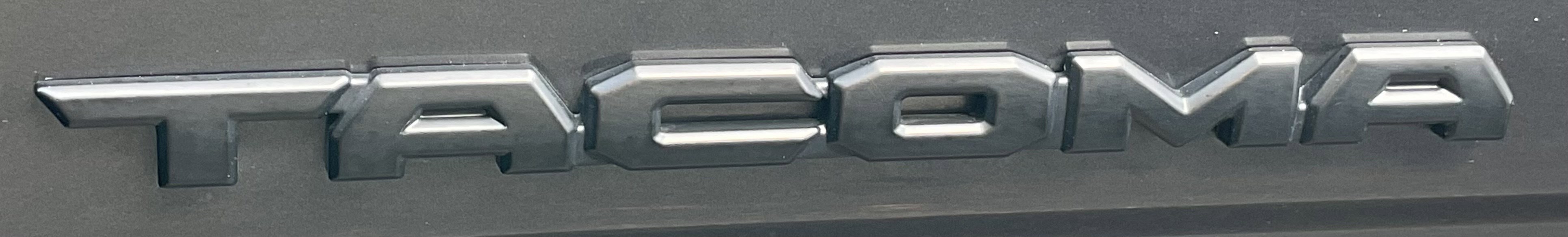 Used 2023 Toyota Tacoma TRD Off-Road w/ Black Out Package (TMS) image 7