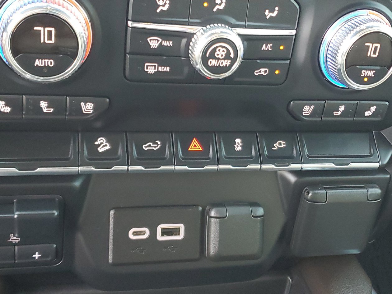 Used 2022 GMC Sierra 1500 SLT AWD/4WD image 25