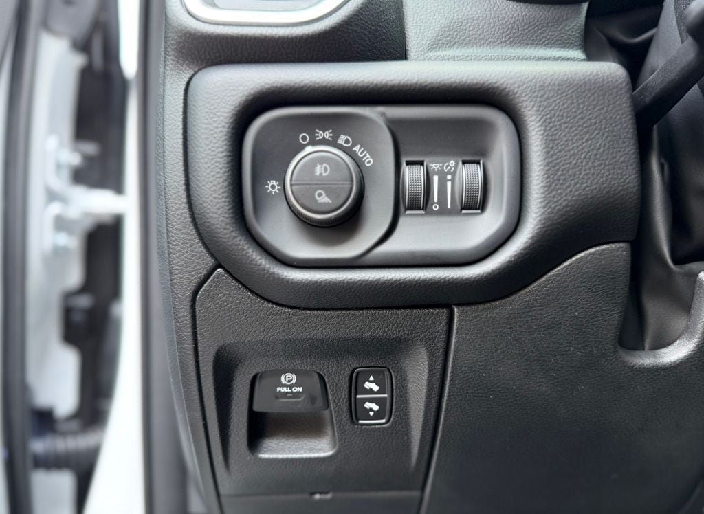 New 2026 RAM 1500 Big Horn AWD/4WD image 21