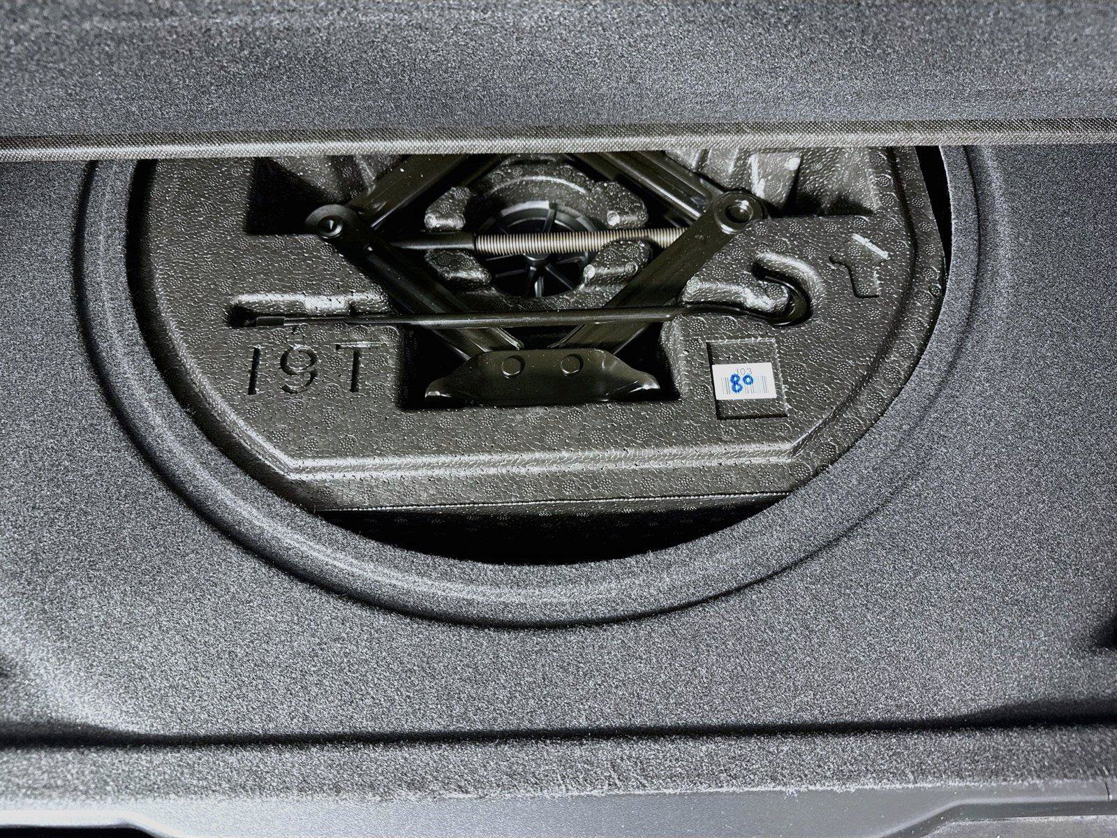 Used 2025 Genesis GV70 2.5T AWD/4WD image 39