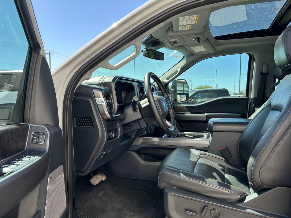 Used 2026 Ford F350 Lariat AWD/4WD image 9