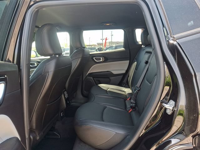 Certified 2025 Jeep Compass Limited w/ Elite Group AWD/4WD image 10