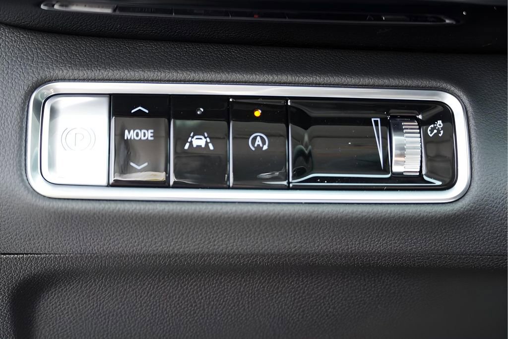 New 2026 Buick Envision Sport Touring image 18