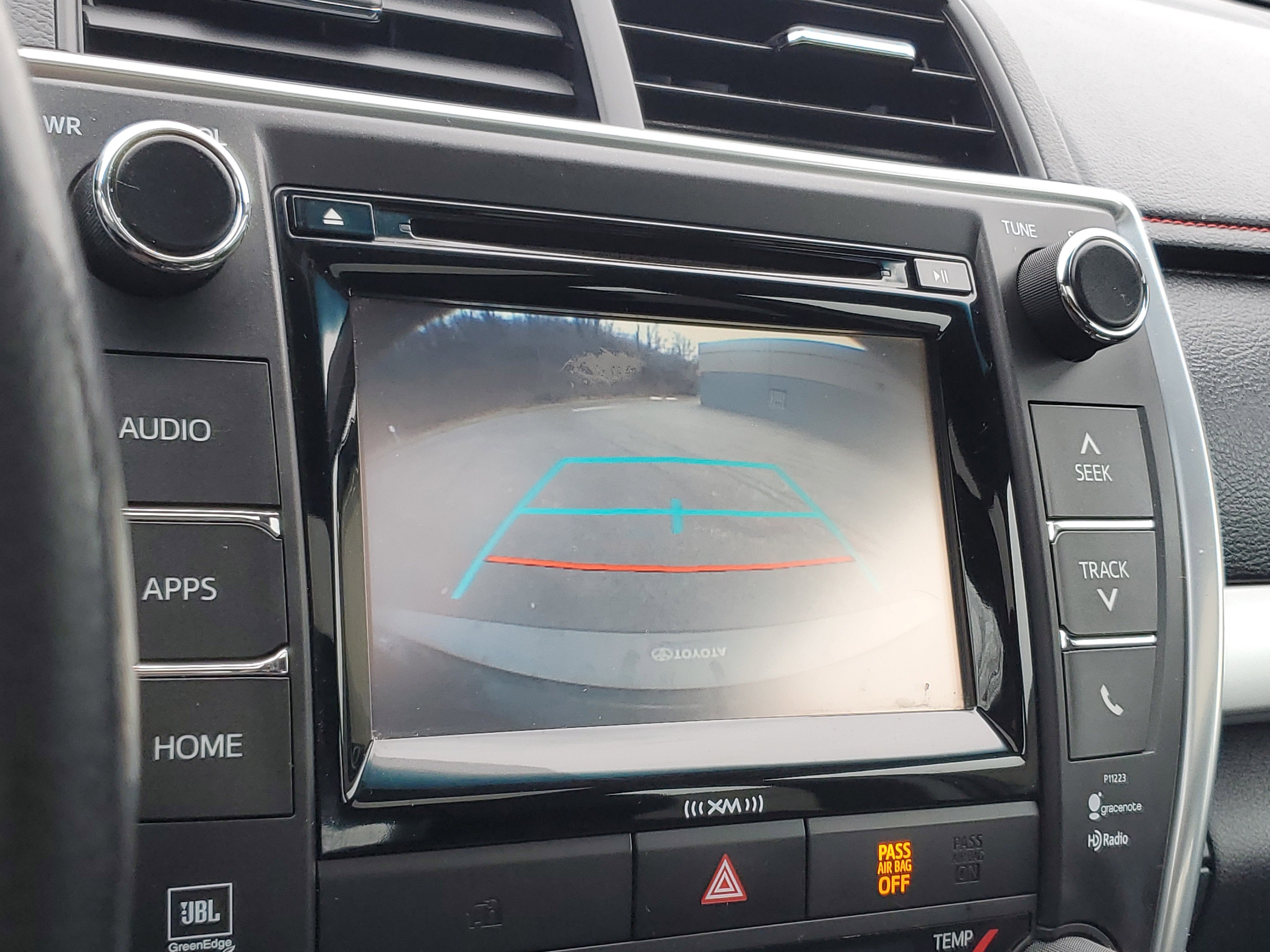 Used 2017 Toyota Camry XSE image 21