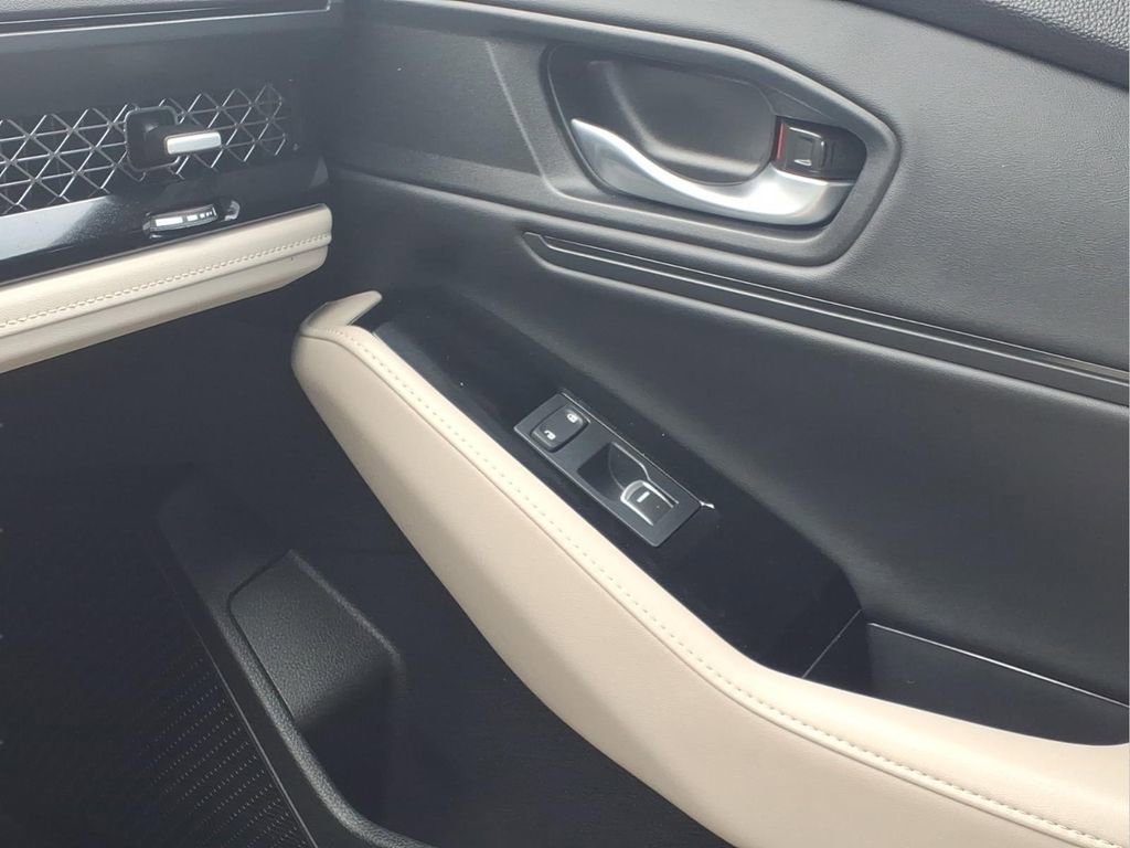 Used 2024 Honda Accord Touring image 25