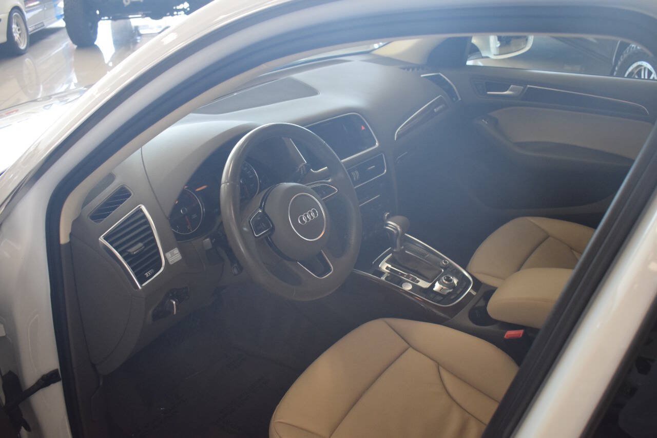 Used 2015 Audi Q5 TDI Premium Plus w/ Technology Package AWD/4WD image 45