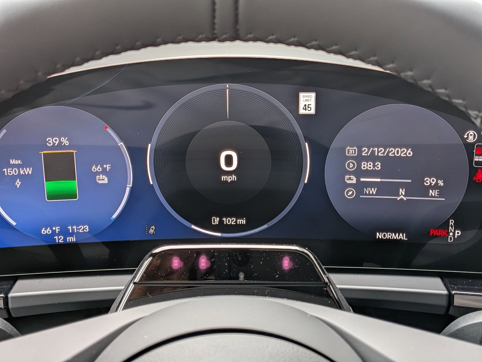 New 2026 Porsche Macan 4S Electric image 16