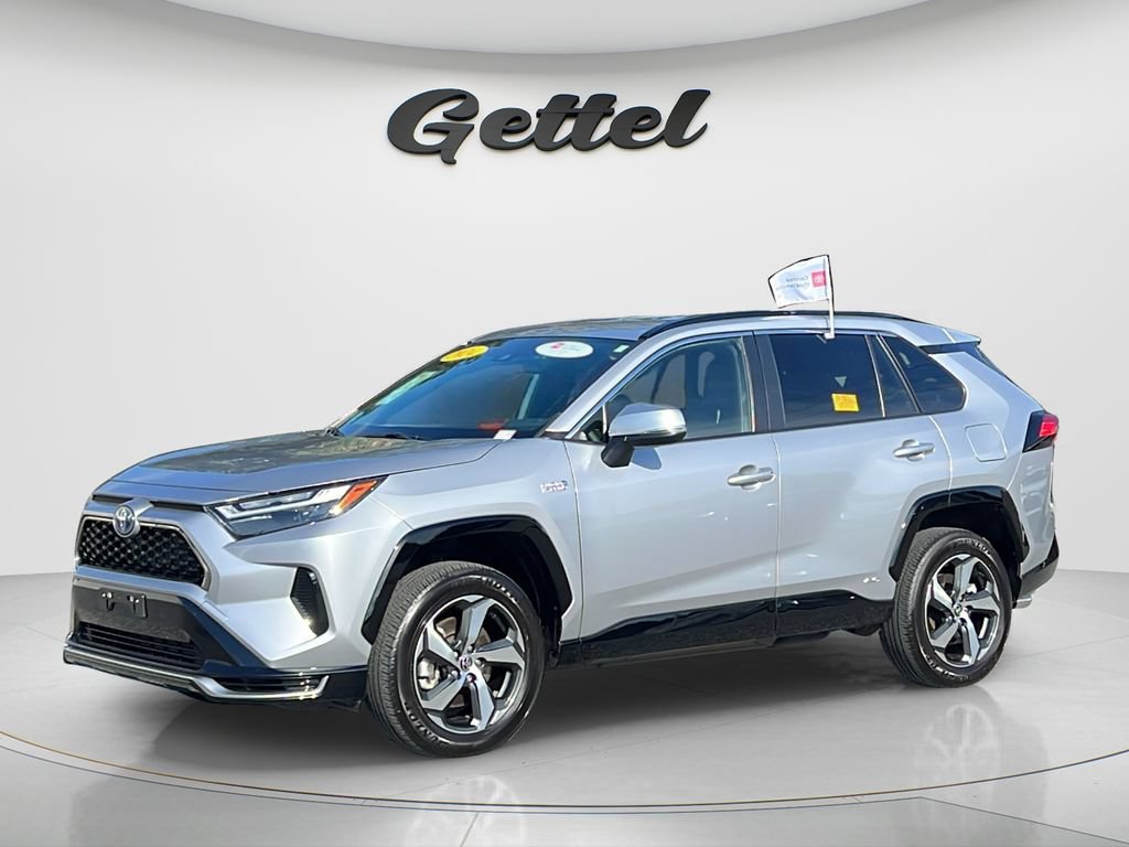 Used 2024 Toyota RAV4 SE