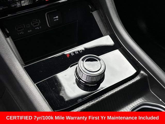 Used 2024 Jeep Grand Cherokee L Laredo AWD/4WD image 25