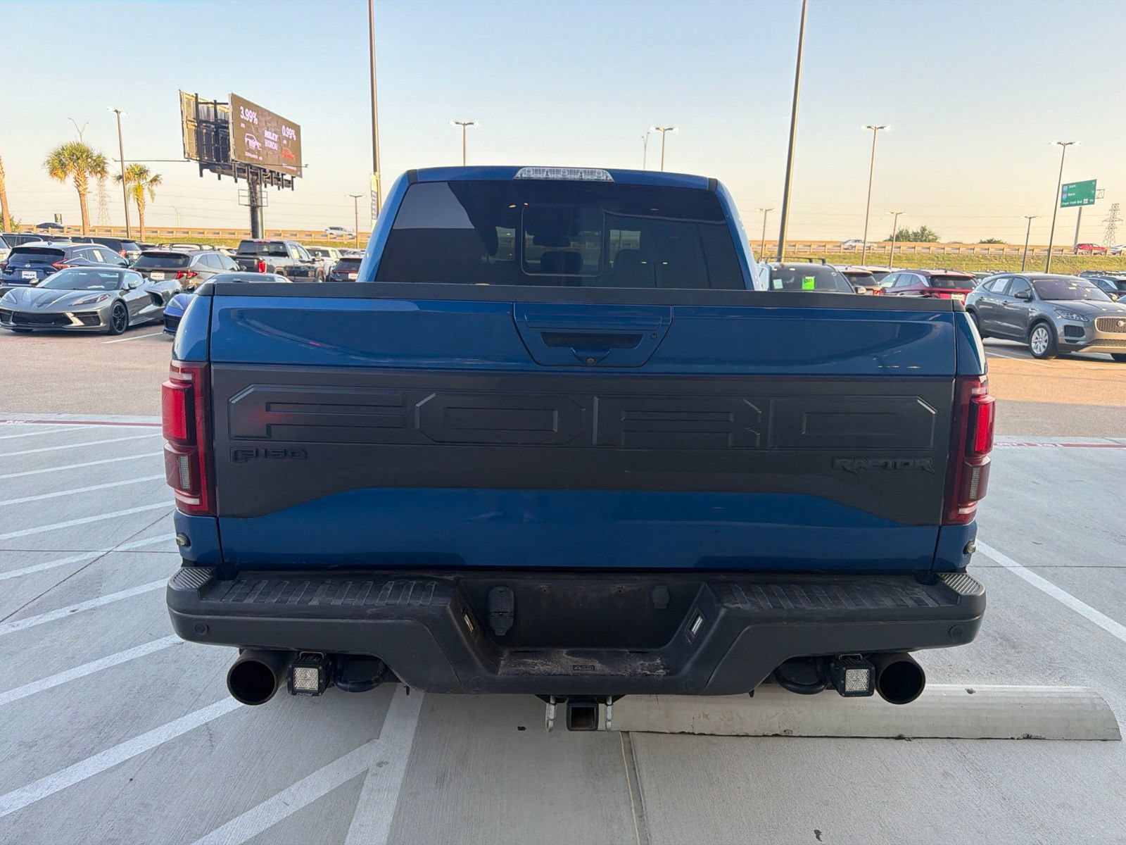 Used 2018 Ford F150 Raptor w/ Equipment Group 802A Luxury AWD/4WD image 6