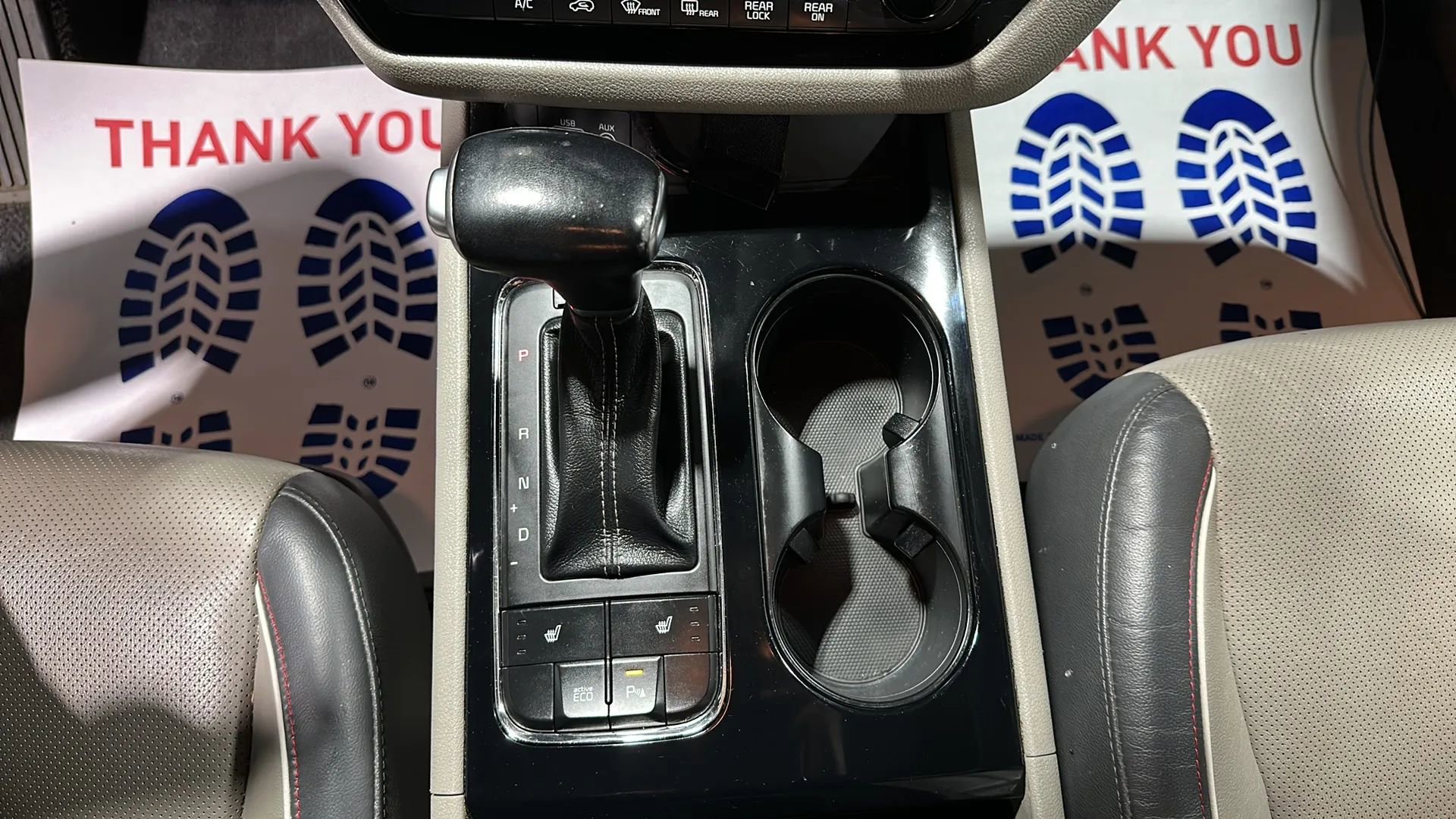 Used 2018 Kia Sedona EX image 25