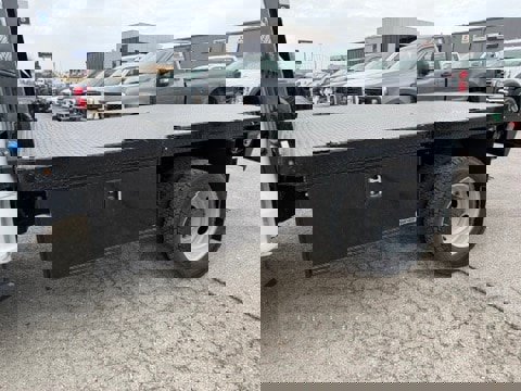 New 2025 Ford F550 4x4 Regular Cab Super Duty image 2