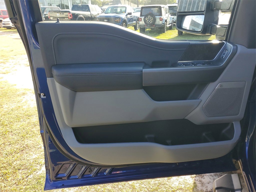 New 2026 Ford F250 XLT w/ XLT Premium Package image 5