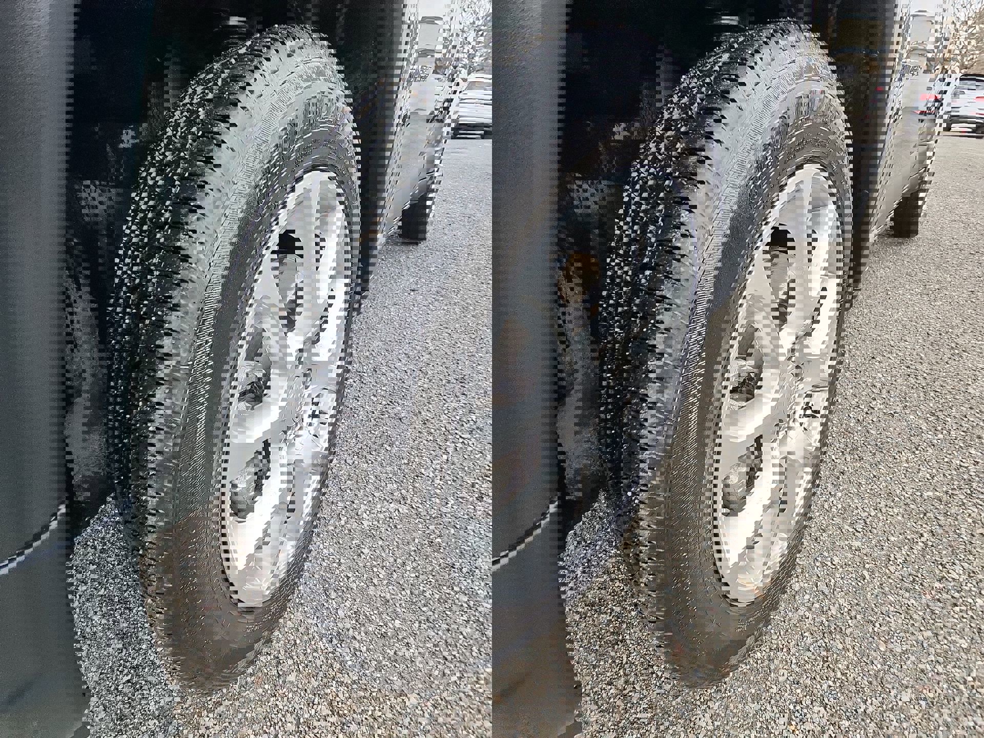 Certified 2023 Jeep Compass Latitude image 18