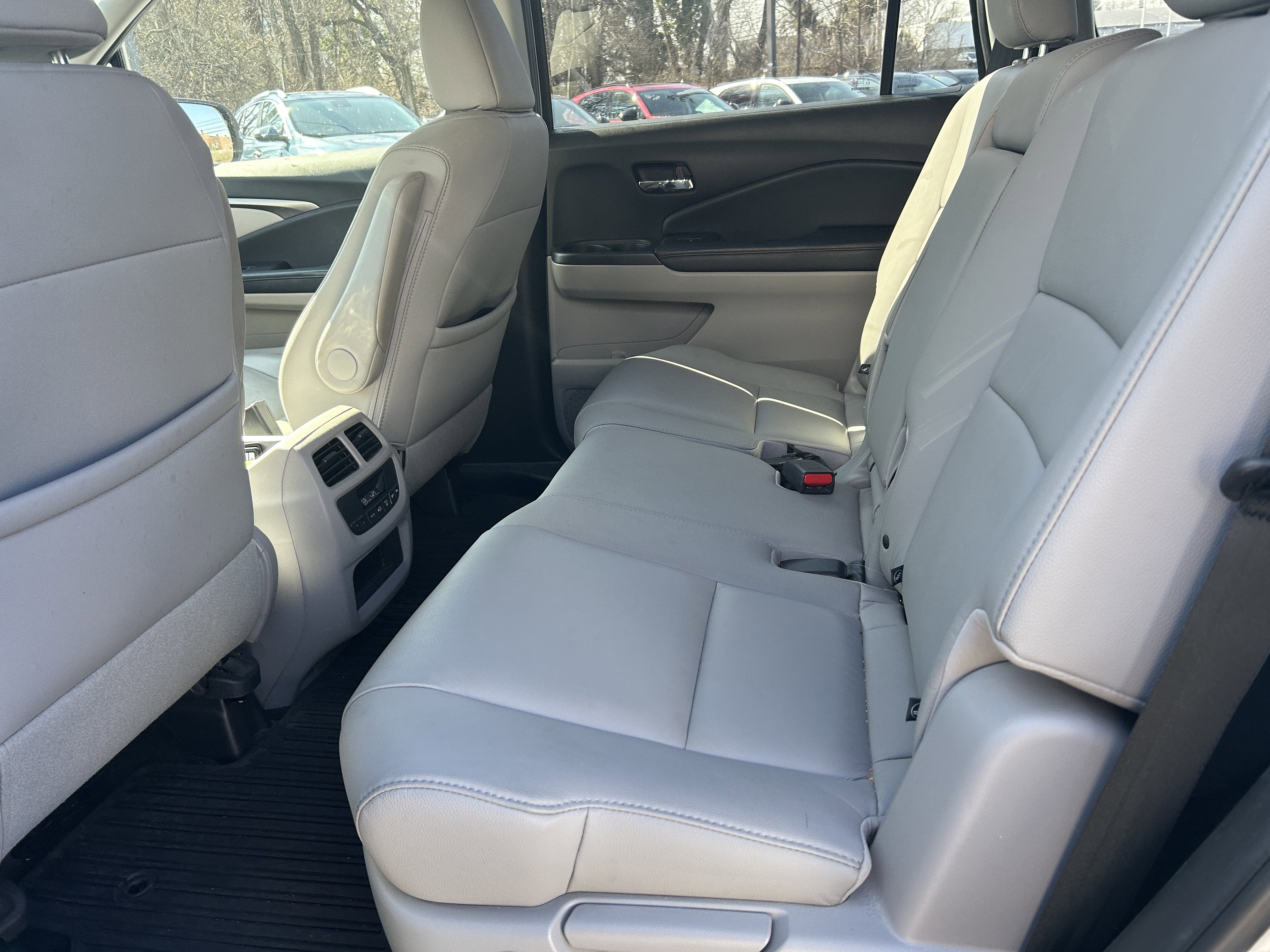 Used 2017 Honda Pilot EX-L image 12