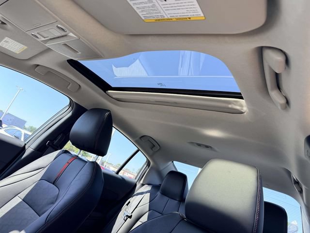 New 2026 Nissan Sentra SR w/ SR Premium Package FWD image 17