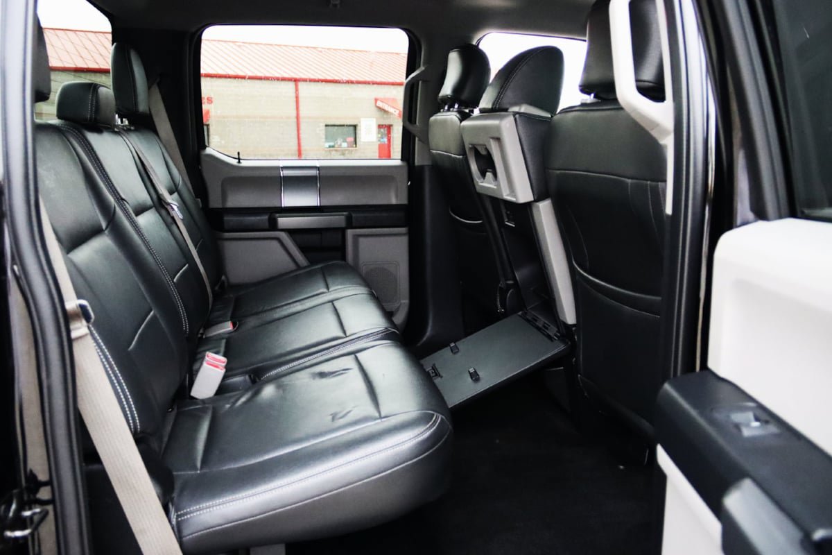 Used 2017 Ford F250 XLT w/ XLT Premium Package AWD/4WD image 47