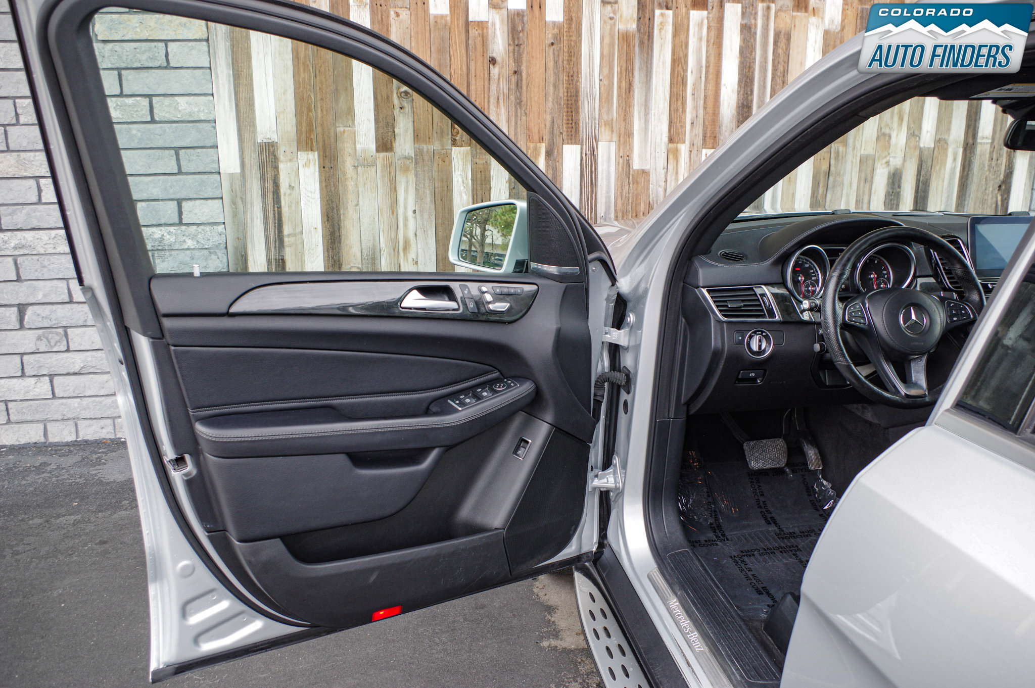 Used 2017 Mercedes-Benz GLS 450 4MATIC w/ Premium Package image 10