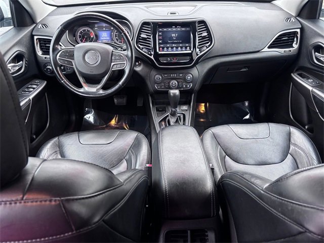 Used 2020 Jeep Cherokee Limited image 25