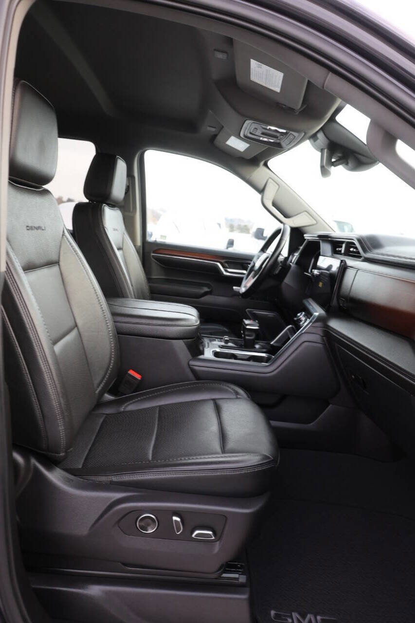 Used 2024 GMC Sierra 1500 Denali image 15