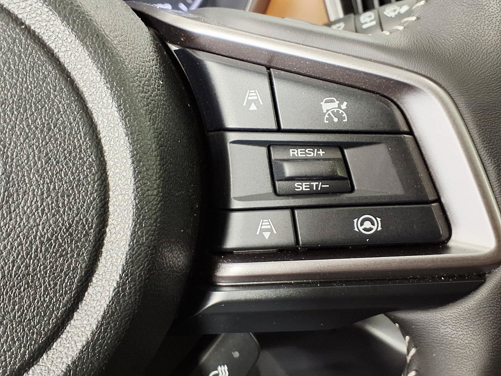 Used 2024 Subaru Outback Touring AWD/4WD image 19