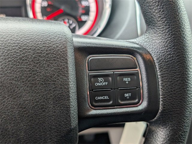 Used 2020 Dodge Grand Caravan SE w/ UConnect Hands-Free Group image 16