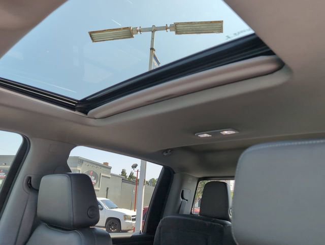 Used 2022 GMC Sierra 2500 SLT w/ SLT Convenience Package image 18