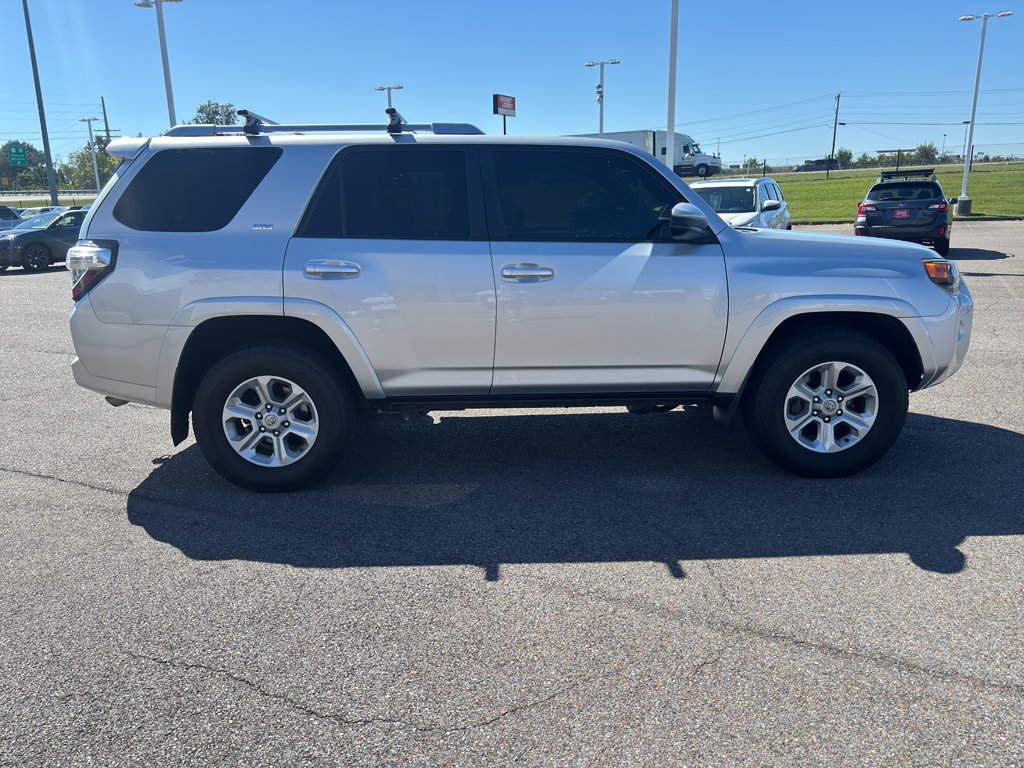Used 2018 Toyota 4Runner SR5 image 6