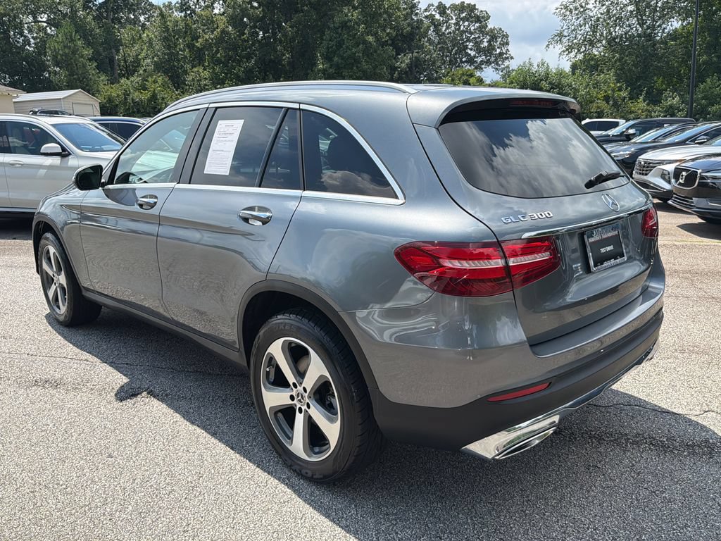 Used 2019 Mercedes-Benz GLC 300 image 5