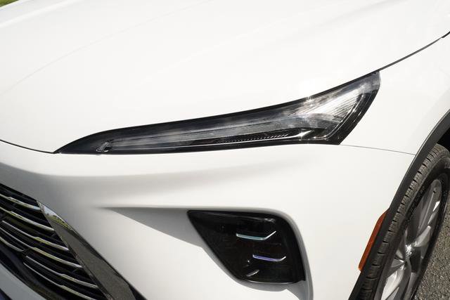 Used 2025 Buick Enclave Preferred image 35