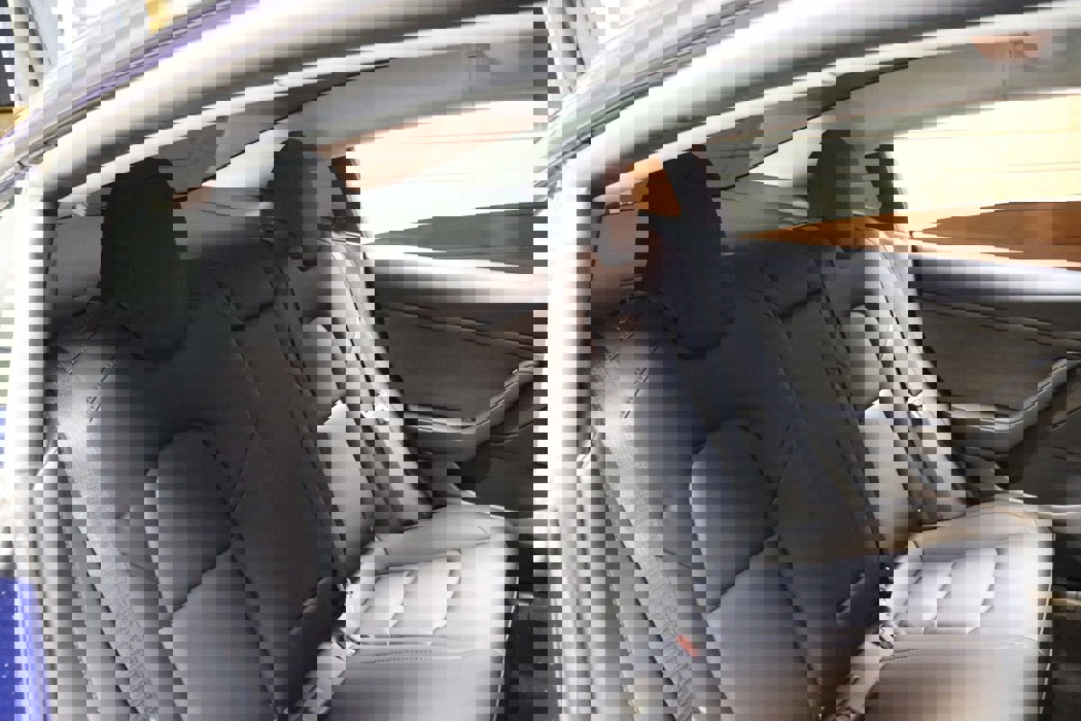 Used 2023 Tesla Model 3 Standard Range image 71