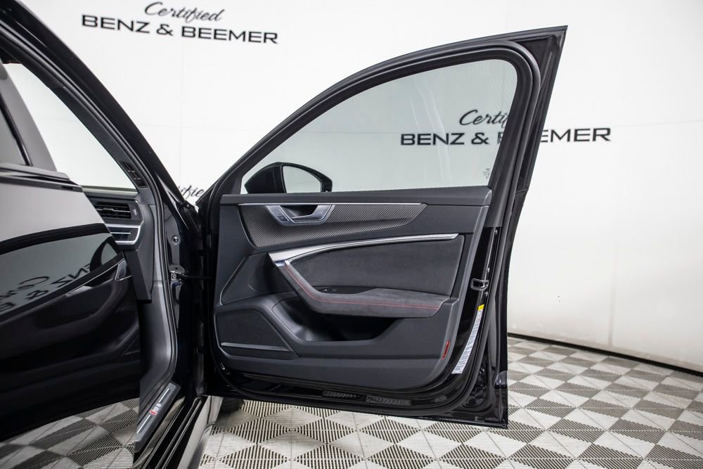 Used 2025 Audi RS 6 performance AWD/4WD image 19