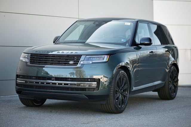 New 2026 Land Rover Range Rover SE