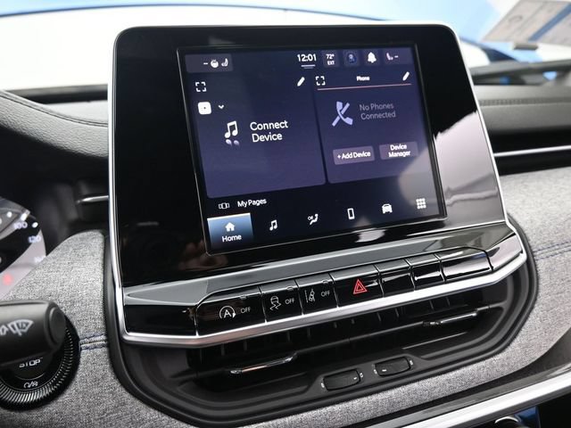 New 2025 Jeep Compass Latitude w/ Sun & Sound Group AWD/4WD image 34